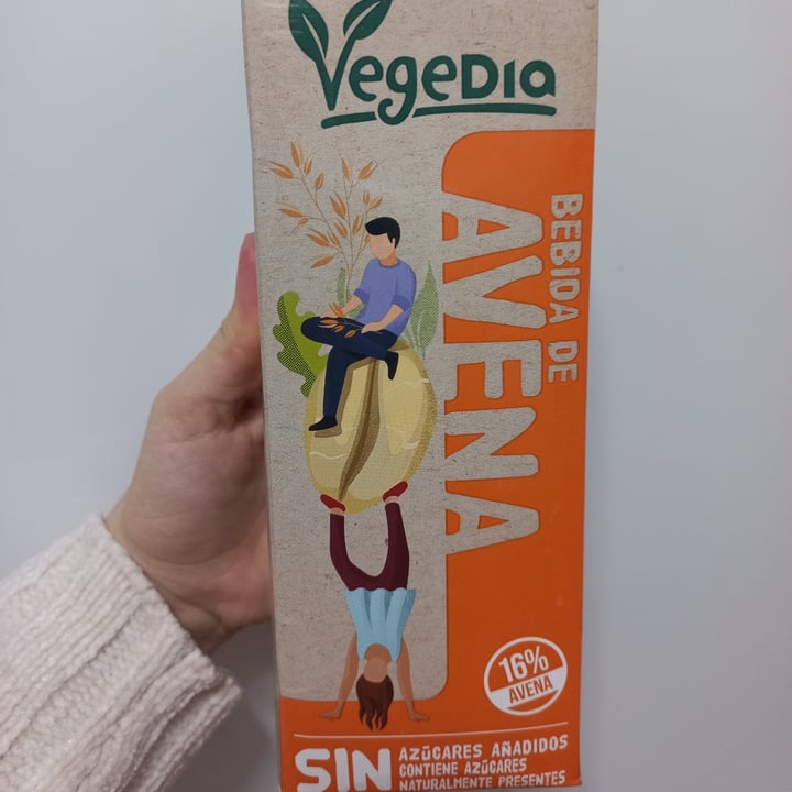 photo of Vegedia Bebida de Avena shared by @skymonler on  05 Apr 2022 - review