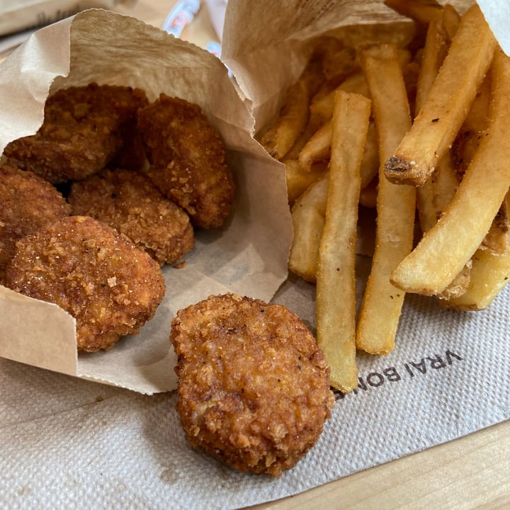 photo of A&W Canada Plant Based Nuggets shared by @veggie-meg on  07 Oct 2021 - review