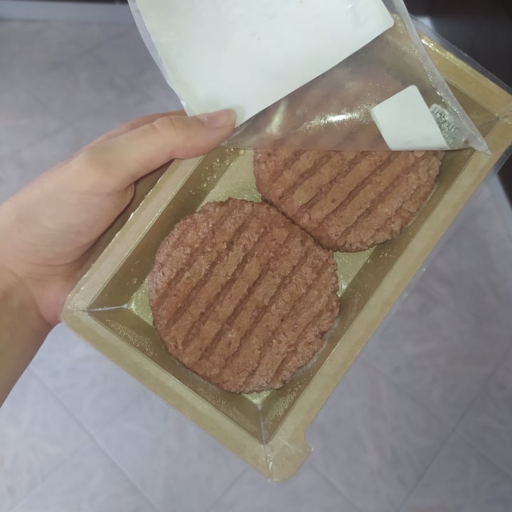 review photo of Vemondo Vegan Burger shared by @maartine on 12 Aug 2022 - review