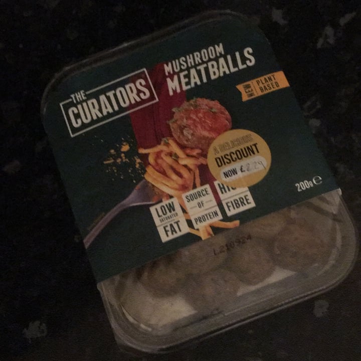 photo of The Curators Mushroom Meatballs shared by @valedv on  16 Jun 2022 - review