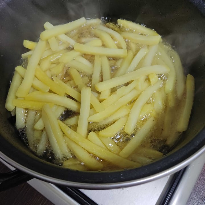 photo of La Sirena Patatas Prefritas Finas shared by @laubcn87 on  11 Apr 2022 - review