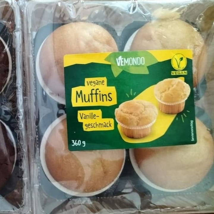 photo of Vemondo Vanille Muffins shared by @haleloto on  14 May 2022 - review