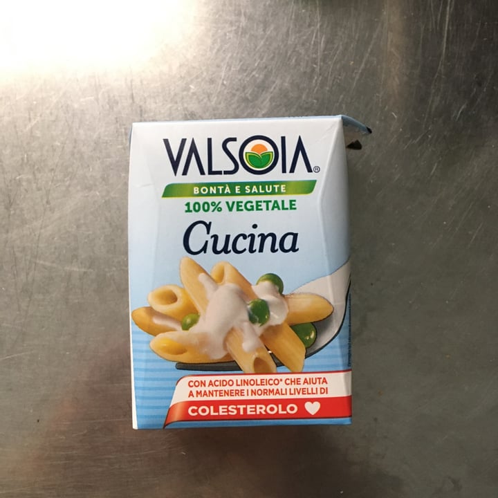 photo of Valsoia Panna 100% Vegetale shared by @marghecassius on  20 Oct 2022 - review