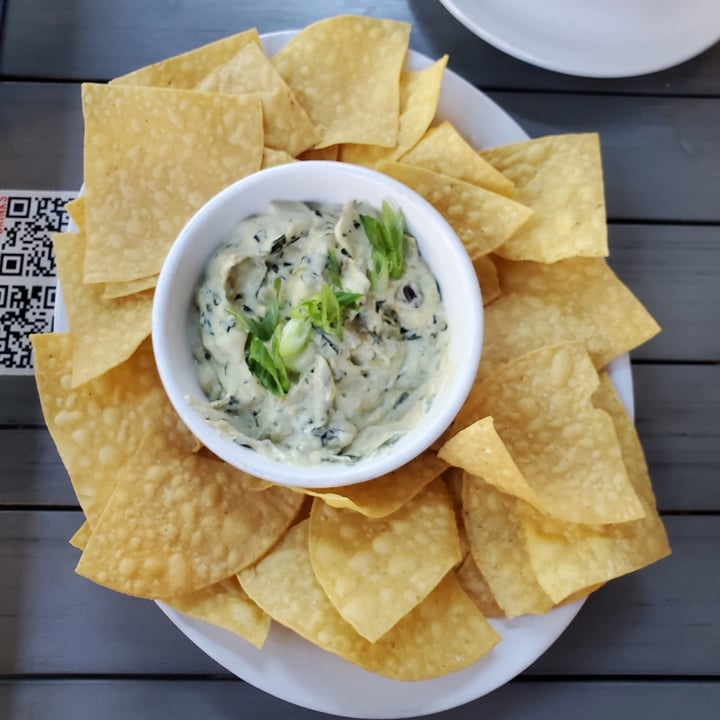 photo of MeeT in Yaletown Artichoke Spinach Dip shared by @flycrayon on  23 Aug 2021 - review