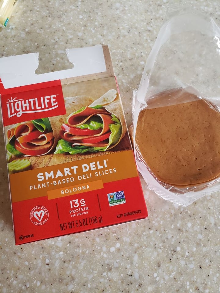 photo of Lightlife Smart Deli Bologna shared by @jenicalyonclapsaddle on  12 Feb 2020 - review