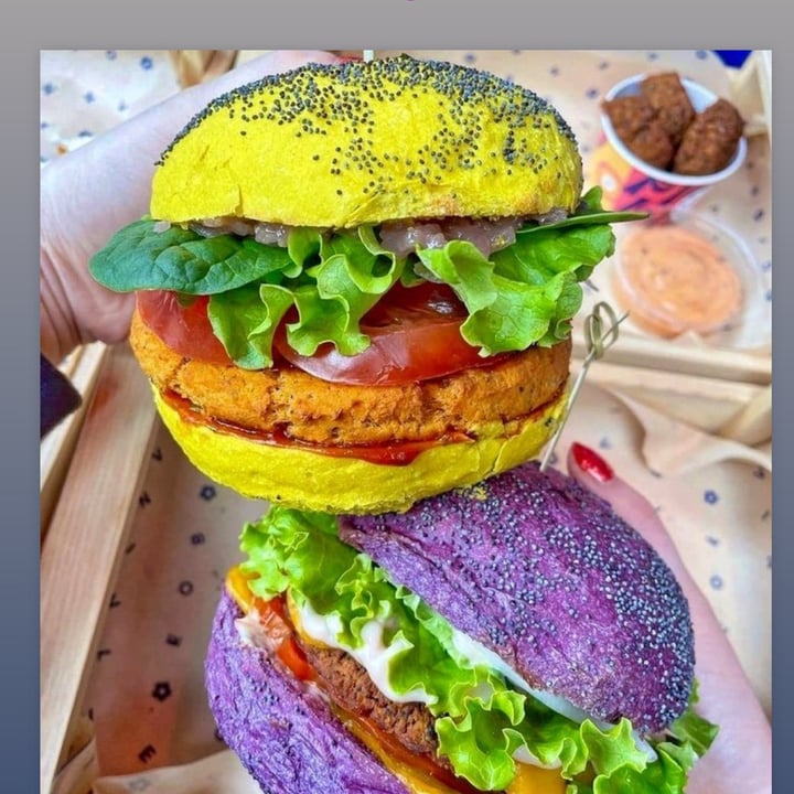 photo of Flower Burger Flower Burger shared by @aurora25 on  13 Mar 2022 - review