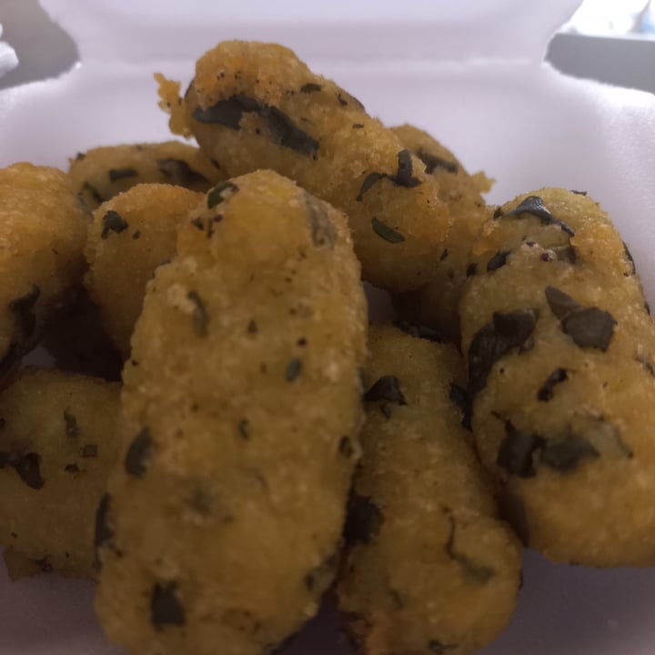 review photo of Quitandas da Tia Ro Bolinho de arroz shared by @ritadecassia on 19 Jun 2022 - review
