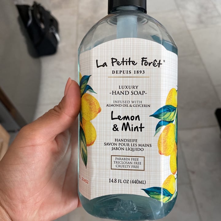 review photo of La petite forêt Jabon De Manos shared by @plantcook on 27 Jun 2021 - review