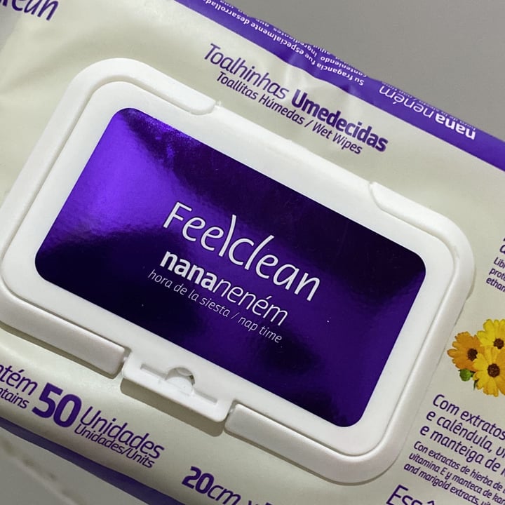 review photo of Feel Clean Toalhas Umedecidas FellClean Nananeném shared by @thayspereira on 12 May 2022 - review