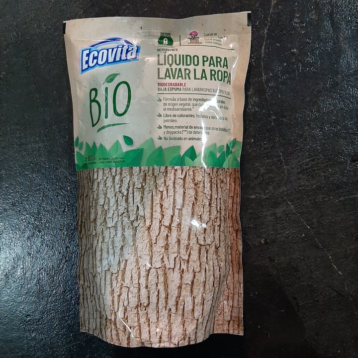 photo of Ecovita Detergente Líquido Para Lavar la Ropa shared by @abrilmilena on  19 Apr 2021 - review