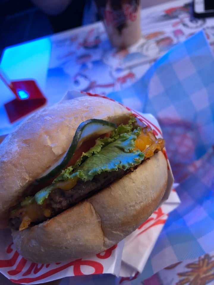 photo of Monty's Good Burger Single Burger shared by @veganlita on  30 Dec 2019 - review