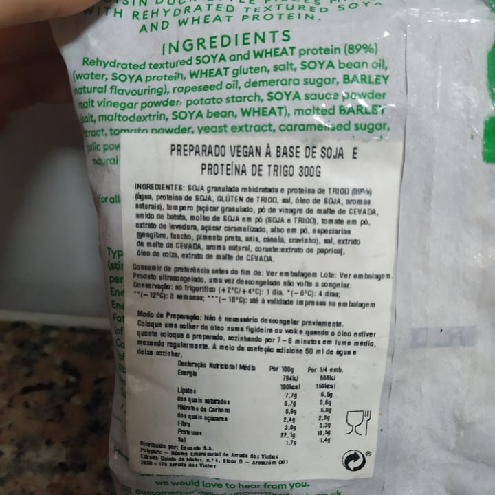review photo of Linda McCartney's Vegetarian Shredded Hoisin Duck shared by @marialorodrigues on 29 Nov 2022 - review