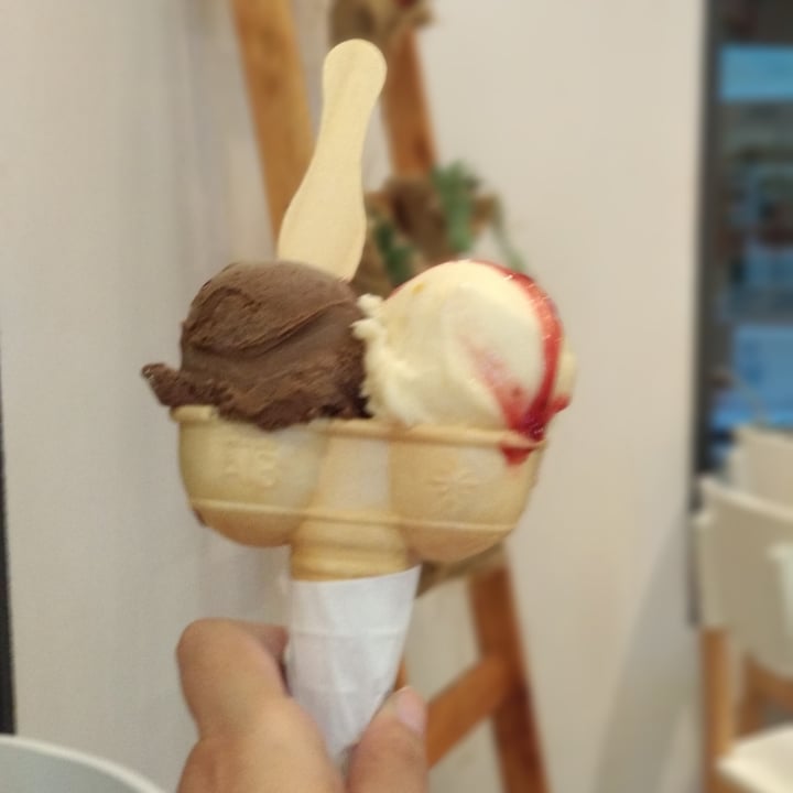 photo of Fiore Helado vegano shared by @muriel on  09 Mar 2022 - review