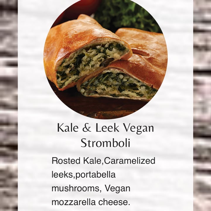 review photo of Taste of Italy Handmade Stromboli - Kale & Leek shared by @gilliganmungus on 18 May 2022 - review