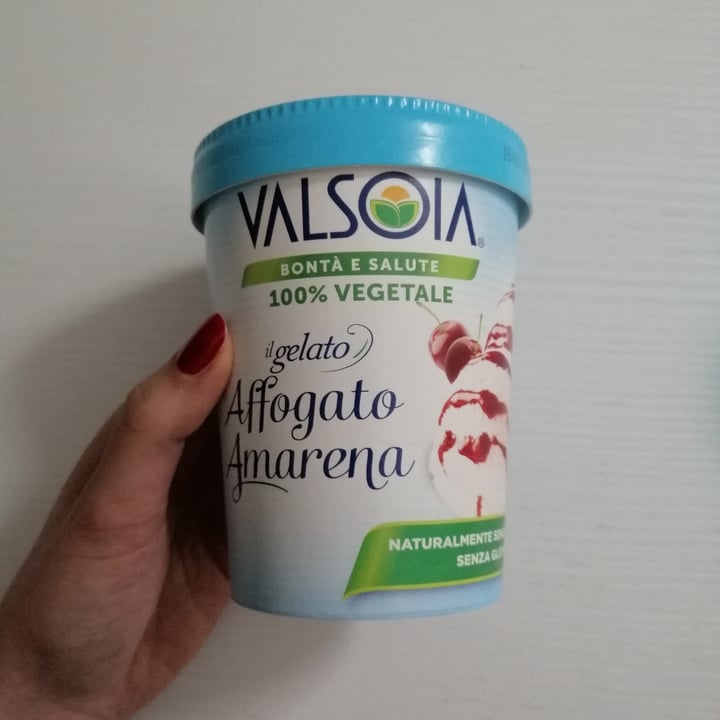 photo of Valsoia Gelato Affogato Amarena shared by @francifiore on  29 Nov 2022 - review
