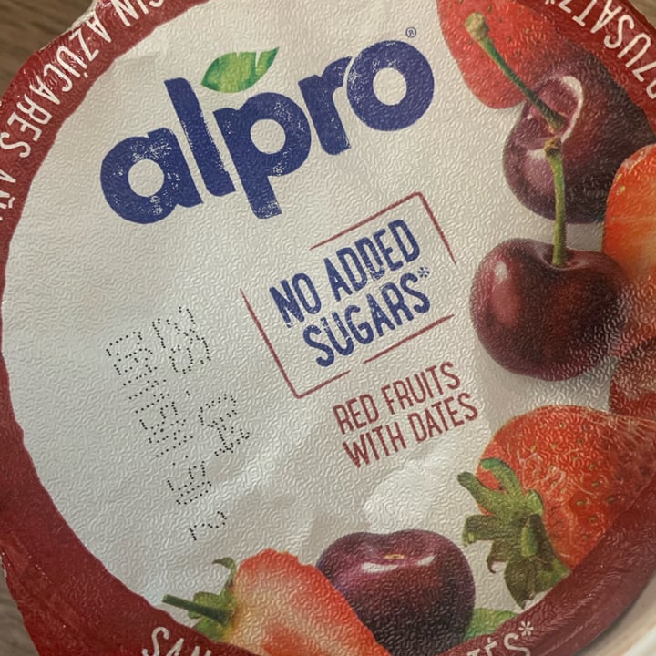 photo of Alpro Yogurt Red Fruits With Dates shared by @ilariamercury on  10 Apr 2022 - review