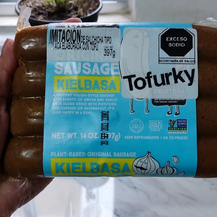 photo of Tofurky Plant-Based Sausage Kielbasa shared by @wenzambrano on  19 Jul 2022 - review