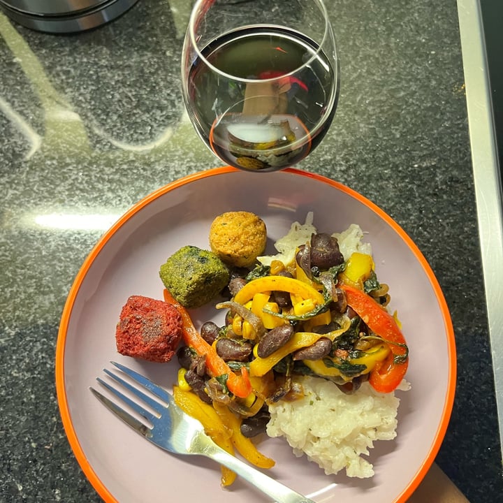 review photo of Migros V-Love Falafel shared by @nyamsss on 30 Jun 2022 - review