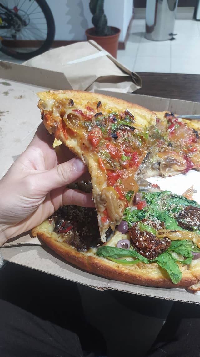 Foto del plato “Pizza Portugal”
