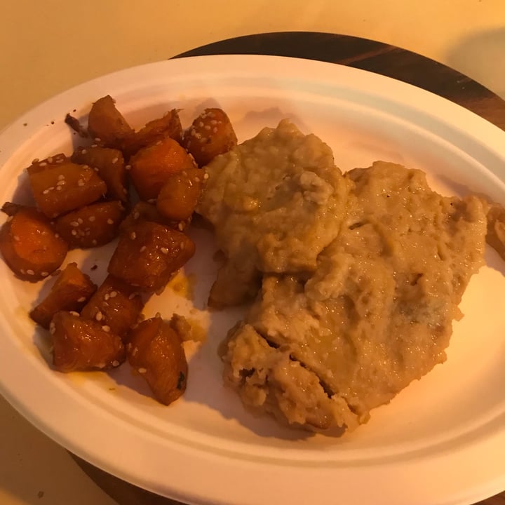 photo of VegAmore Arrosto Di Seitan E Carote Alla Senape shared by @ariannaspinelli on  25 May 2022 - review