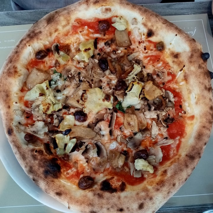 photo of Pizzeria Fratelli Roselli Pizza Classicveg shared by @valeveg75 on  13 Nov 2021 - review
