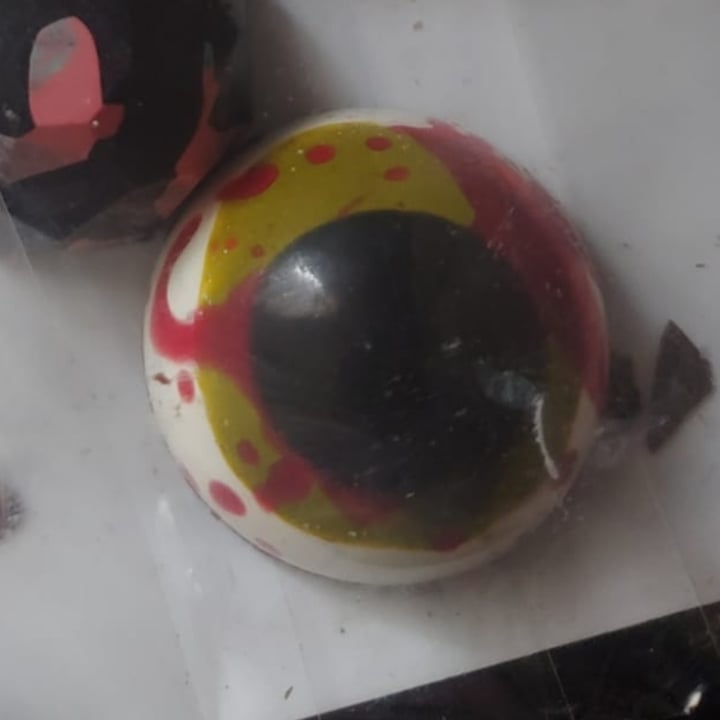 review photo of Cheeky chocolatier Blackcurrent praline shared by @demxnthekid on 17 Nov 2021 - review