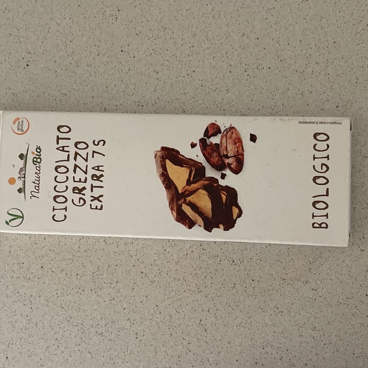 photo of NaturaBio Cioccolato Grezzo Extra shared by @cristinagrillo on  13 Feb 2022 - review