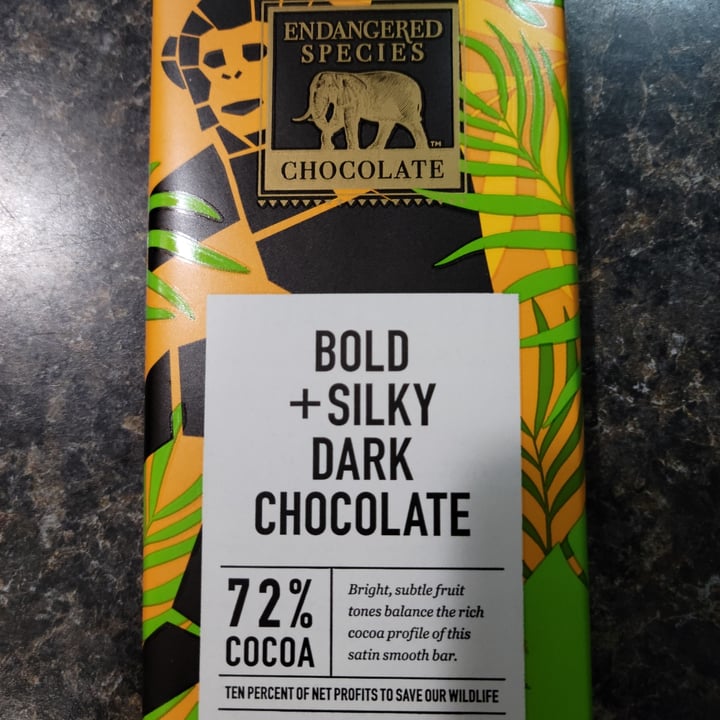 review photo of Endangered Species Chocolate Bold And Silky Dark Chocolate shared by @veglasagna on 27 Jun 2021 - review