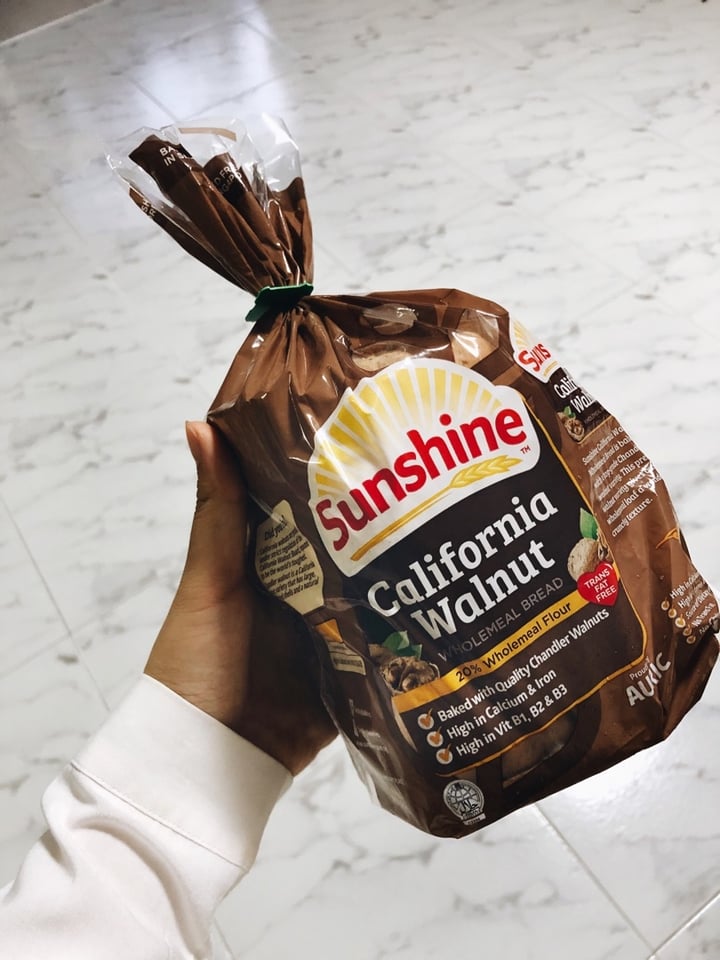 photo of Sunshine Bakeries  California walnut shared by @consciouscookieee on  07 Feb 2020 - review