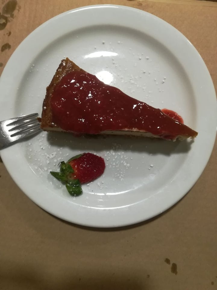 photo of Dolce Pizza y Los Veganos Cheescake shared by @brujakaraba on  02 Dec 2019 - review