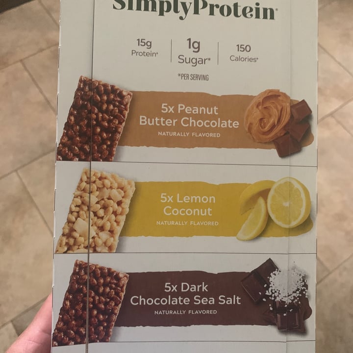 photo of Simply Protein Peanut Butter Chocolate Protein Bar shared by @vegselina on  11 Jul 2022 - review