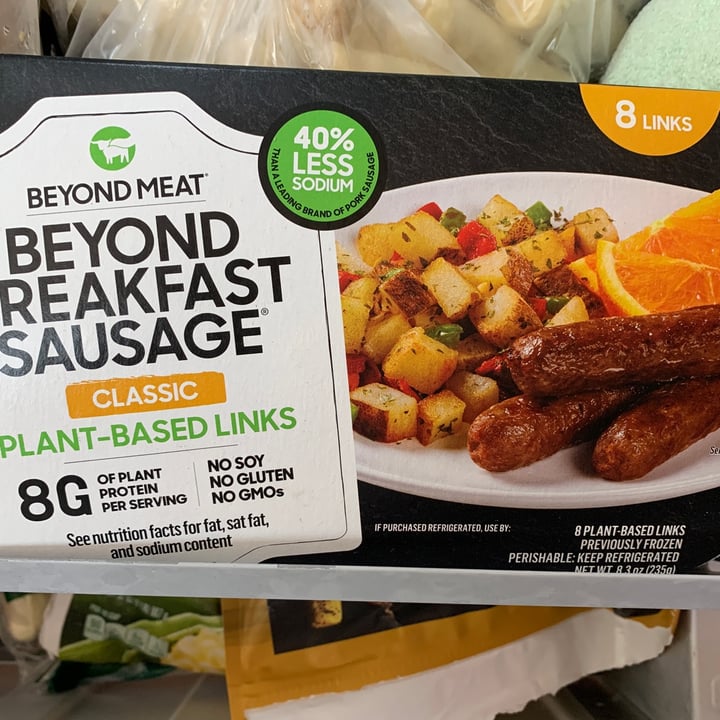 photo of Beyond Meat Beyond breakfast Sausage Classic  shared by @elizandloaf on  30 May 2022 - review