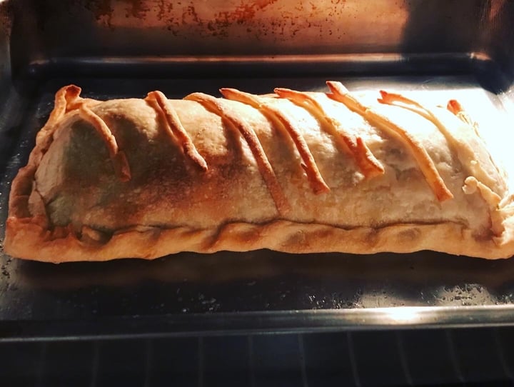 photo of Jus-Rol™ Ready rolled puffy pastry sheet shared by @lolilore on  10 Dec 2019 - review