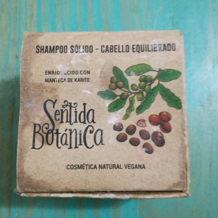 photo of Sentida Botánica Shampoo sólido cabello equilibrado shared by @tatianamara on  31 May 2020 - review