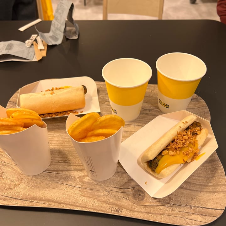 photo of IKEA Milano Corsico hot dog shared by @dinolau97 on  03 Dec 2022 - review