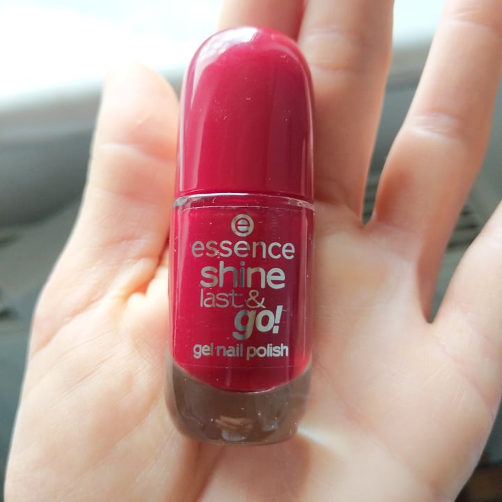 photo of Essence Cosmetics Shine last & go gel nail polish 14 do you speak love? shared by @maqui03 on  26 Jan 2021 - review