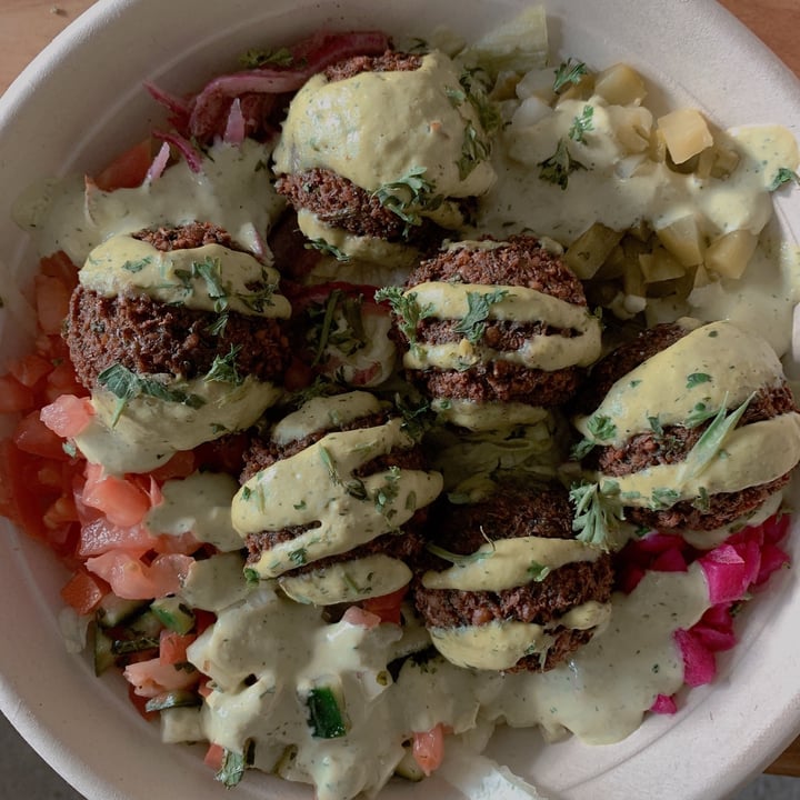 review photo of BiBi's | Middle Eastern Kitchen Falafel Bowl shared by @strawbunnie on 01 Jun 2021 - review