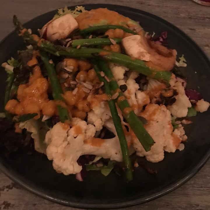 review photo of La Libélula Coffee Shop Plato verde del día shared by @martarg93 on 03 Jun 2020 - review