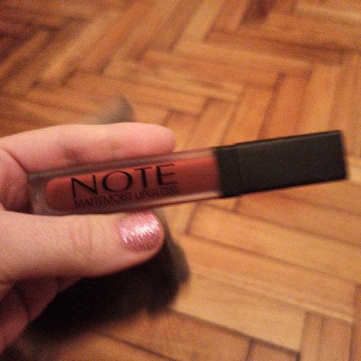 review photo of note lip gloss Note Lip Gloss Mate shared by @vaganxbitch on 07 Aug 2022 - review