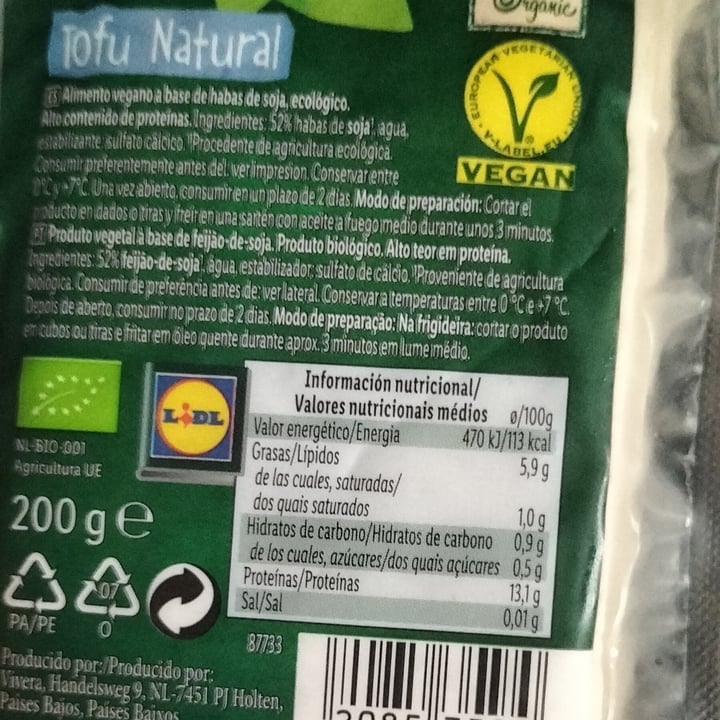 photo of Vemondo Tofu natural bio shared by @annamasana on  24 Jul 2022 - review