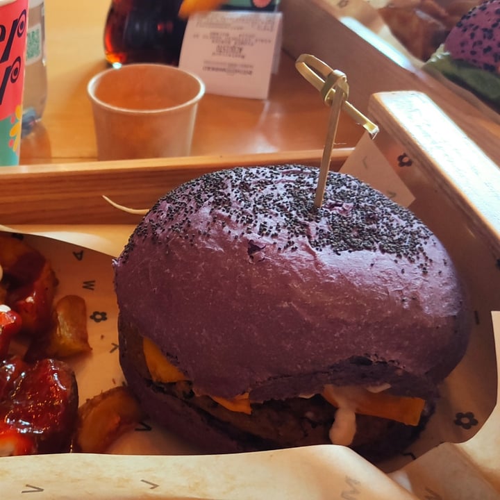 photo of Flower Burger Flower Burger shared by @frafor on  21 Mar 2022 - review