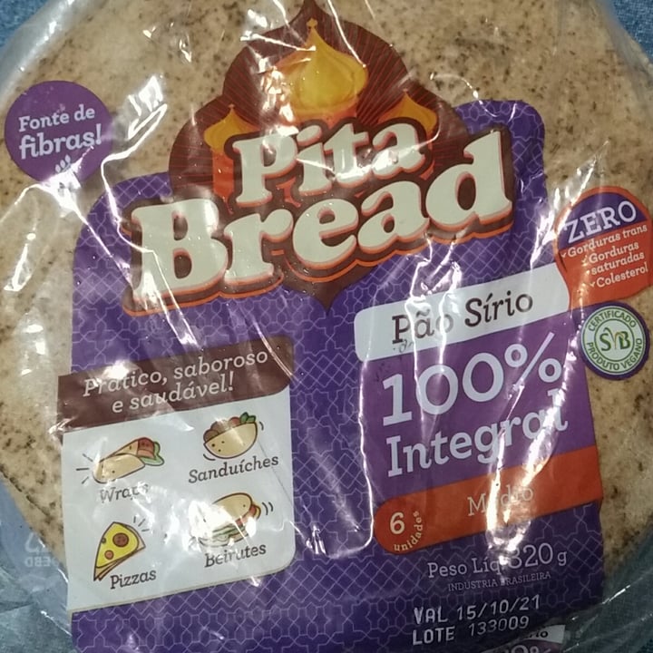 photo of Pita Bread Pão Sírio Pita Bread shared by @michelleciascavegan on  06 Oct 2021 - review