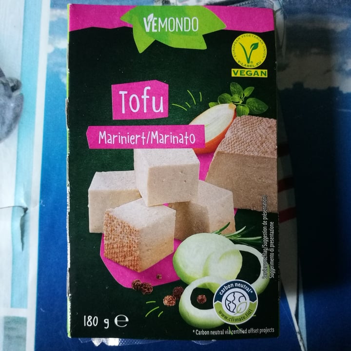 photo of Vemondo Tofu Marinato shared by @claudiaromeo on  24 Aug 2022 - review