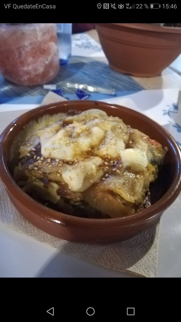 review photo of Armonia Pizzeria y Cafeteria Lasaña vegana shared by @estelamagrini on 01 Apr 2020 - review