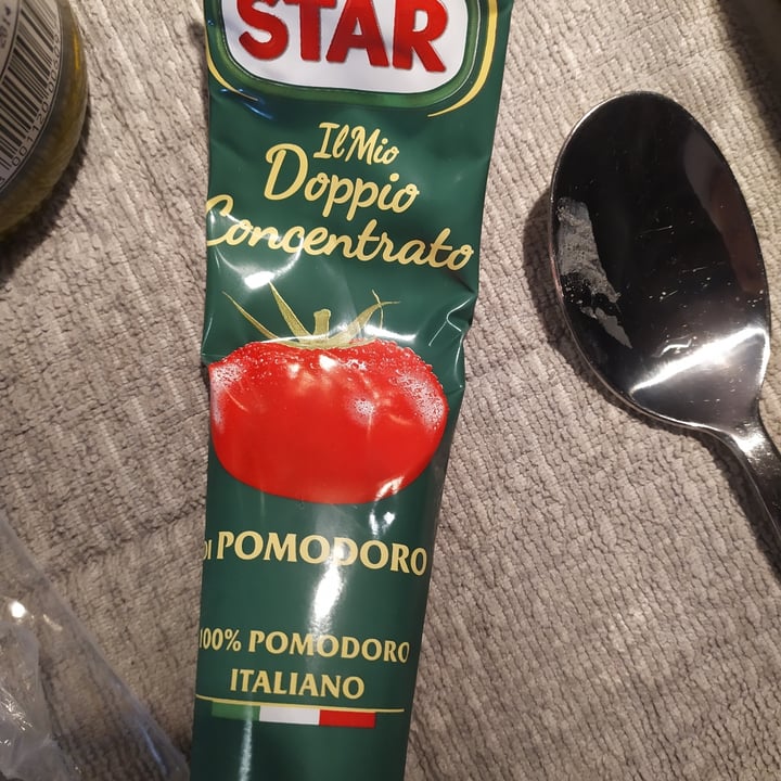 photo of Star concentrato di pomodoro shared by @jessvegan87 on  03 May 2022 - review