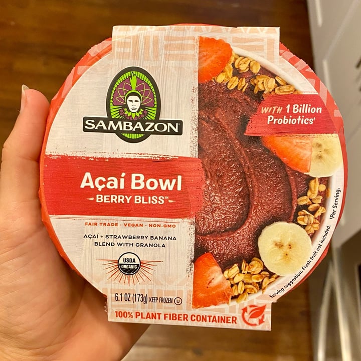 photo of Sambazon Berry Bliss Açai Bowl shared by @curvycarbivore on  15 Dec 2021 - review