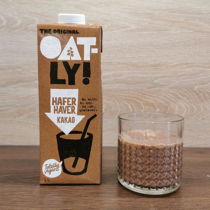 photo of Oatly Chocolate Oat Drink shared by @tzschoppi on  23 May 2022 - review