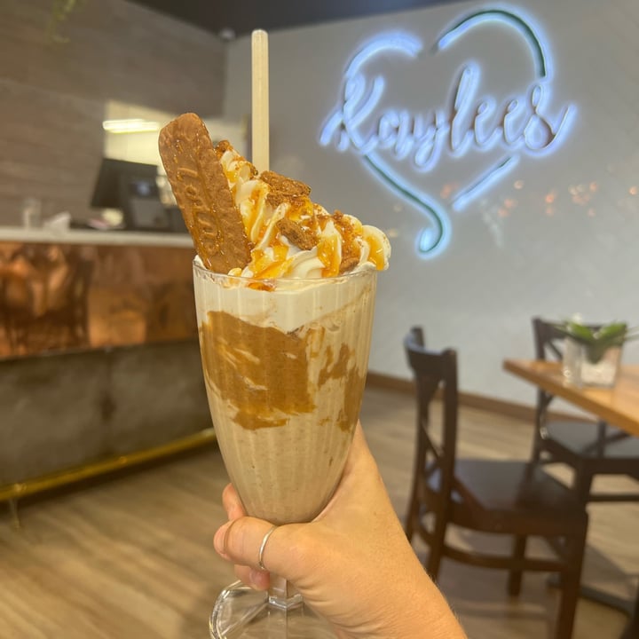 review photo of Kaylee's Eatery Lotus Biscoff Mylkshake shared by @veganguidejhb on 03 Jan 2023 - review