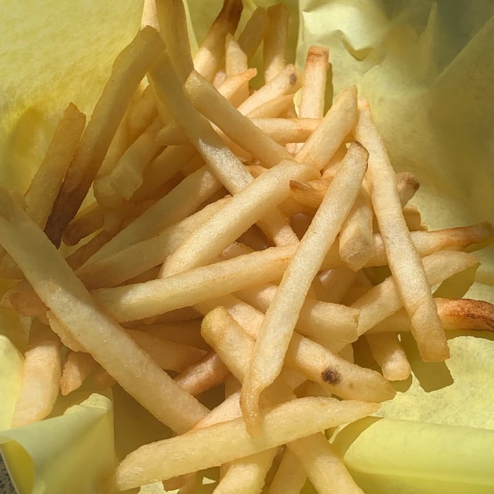 photo of Sabrina Cafe & Deli french fries shared by @unejanie on  20 May 2022 - review
