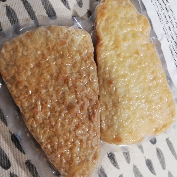 review photo of Moving Mountains 2 plant-based fillets shared by @copito on 08 Dec 2021 - review